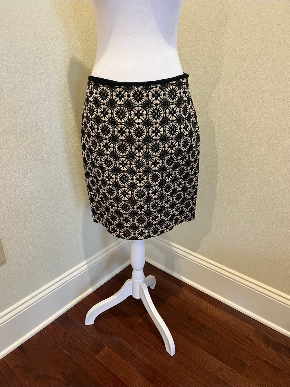 Black and White Patterned Womens Pencil Skirt